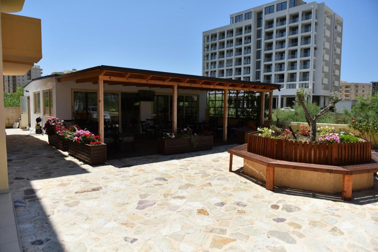 Hotel Kriti Max , Shengjin Shëngjin Buitenkant foto