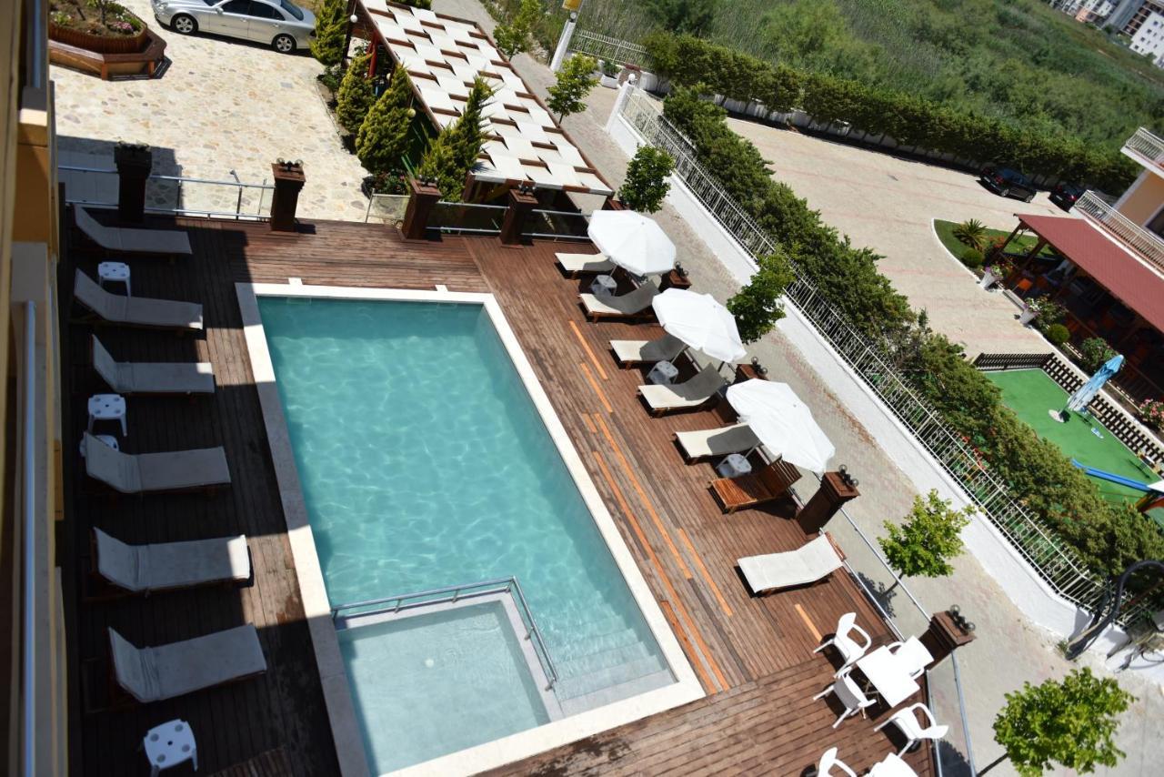 Hotel Kriti Max , Shengjin Shëngjin Buitenkant foto